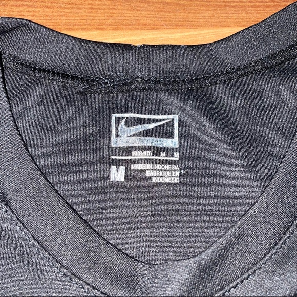 Nike Athletic Tee - Picture 3 of 4